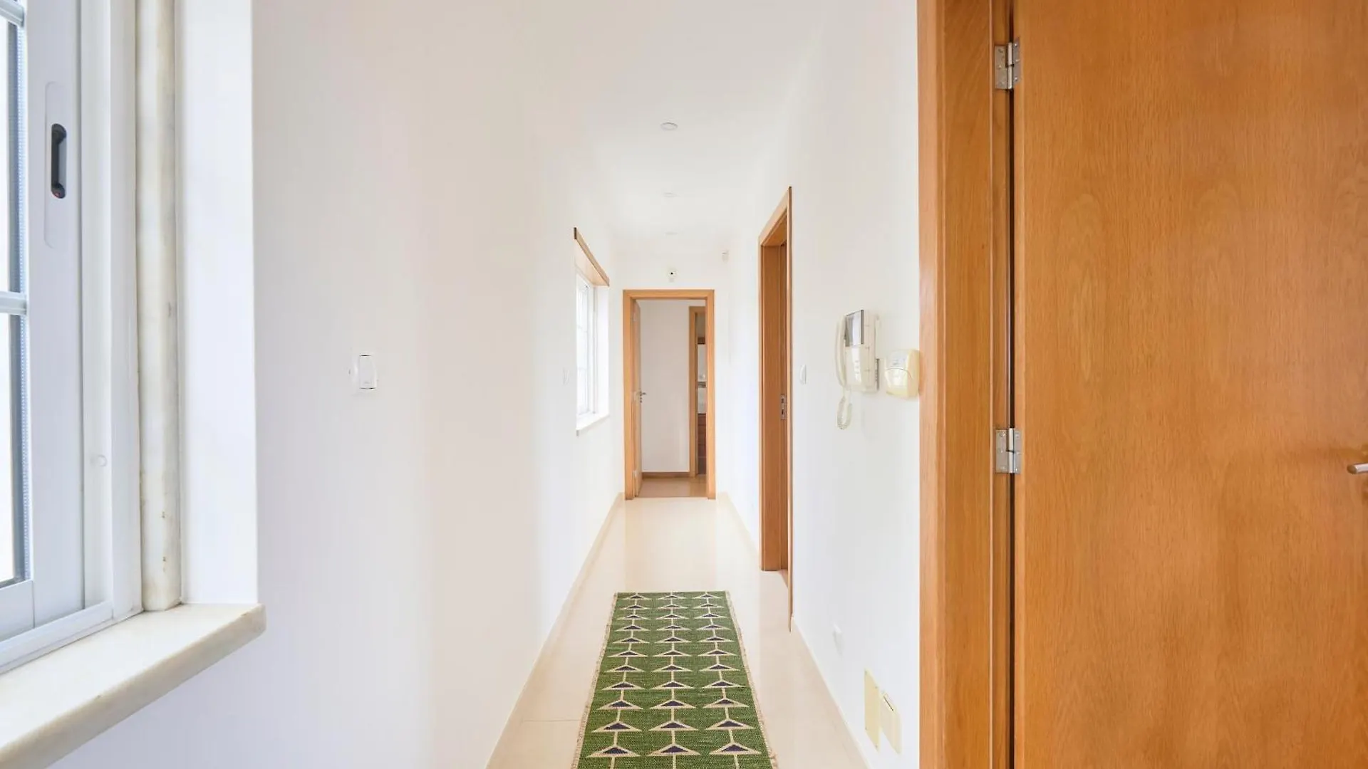 Beach & Cascais Luxury Villa, By Timecooler Alcabideche