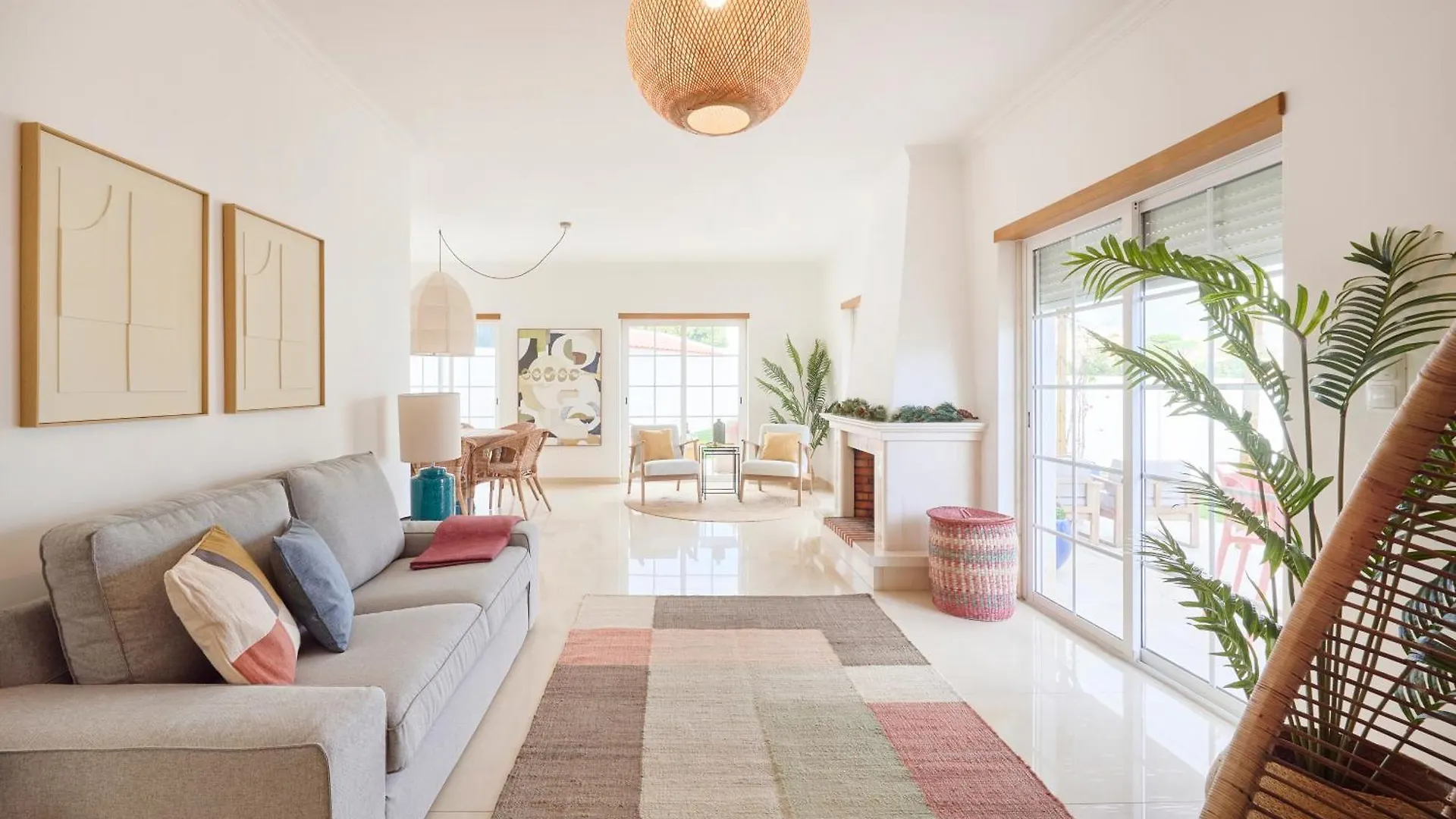 Beach & Cascais Luxury Villa, By Timecooler Alcabideche