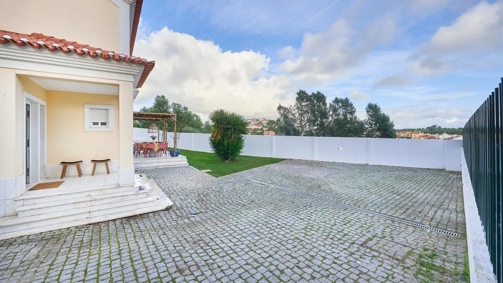 Beach & Cascais Luxury Villa, By Timecooler Alcabideche 0*,  Portugal